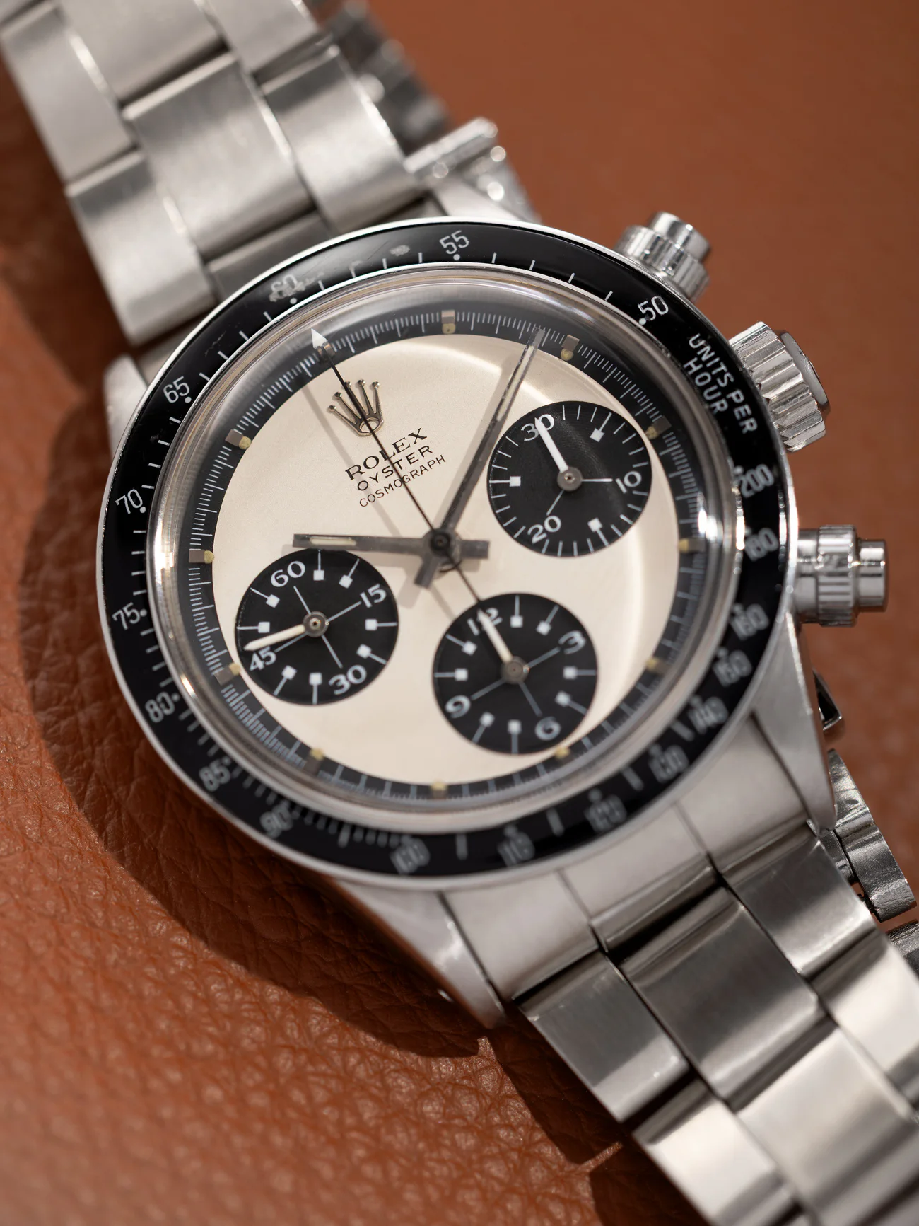 Estimate €350,000 - €700,000